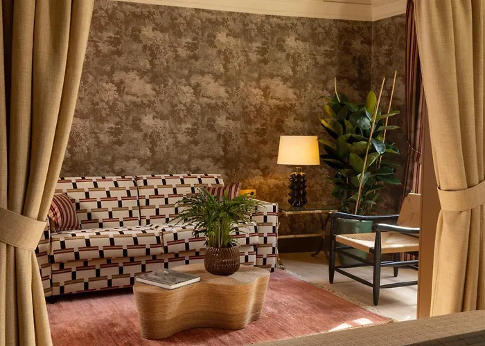 Aubepine Отель Париж