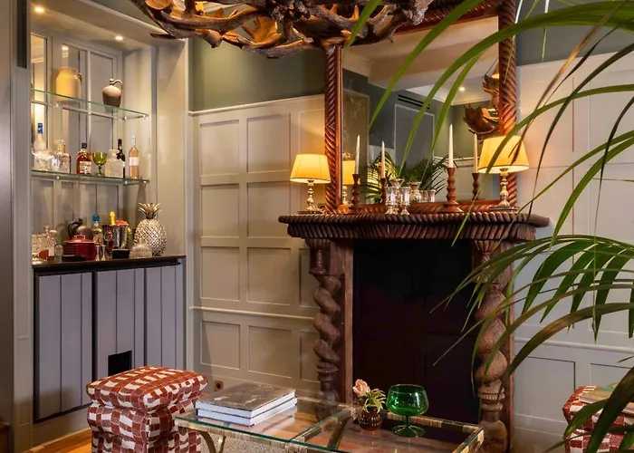 Отель Aubepine Париж