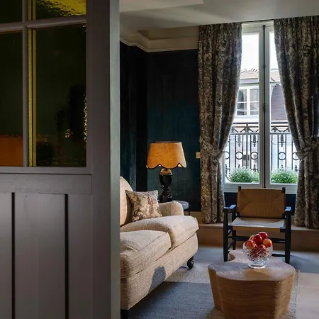 Hotel Aubepine 4*
